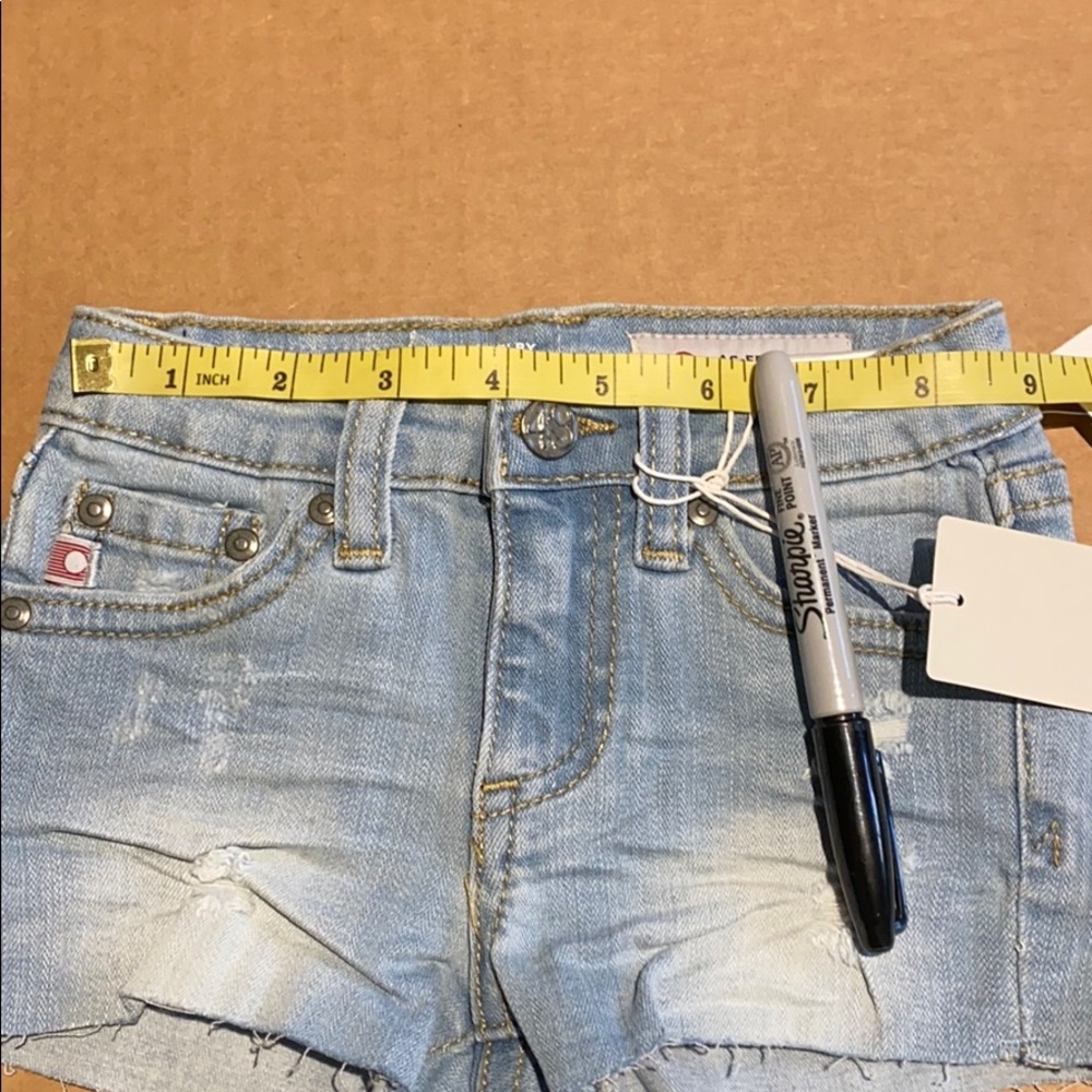 NWT $45  AG  THE SHELBY FRAY SHORT 12 M GIRLS - Picture 2 of 8